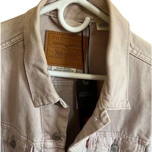 Levi’s Premium Trucker Jacket Men’s M Neutral Light Rose Smoke Wash